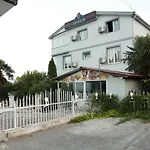 Fantazia 4* Bahçallëk