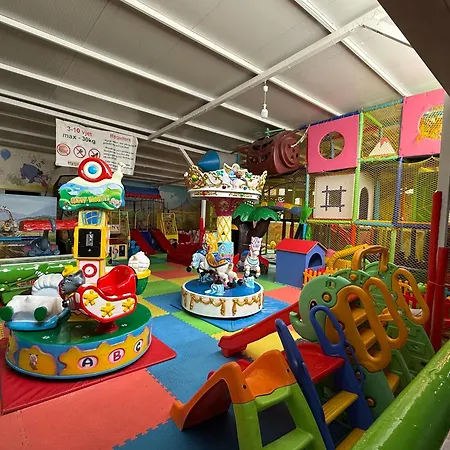 Fantazia 4* Bahçallëk
