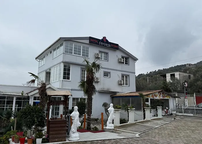 Hotel Fantazia Bahçallëk