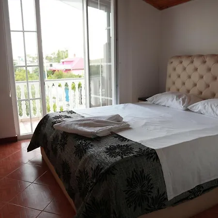 Fantazia فندق Bahçallëk