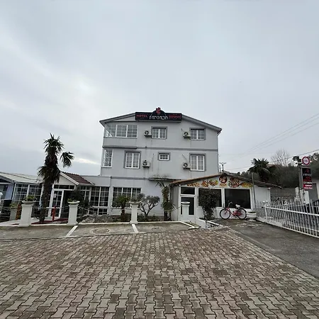 Отель Fantazia 4*