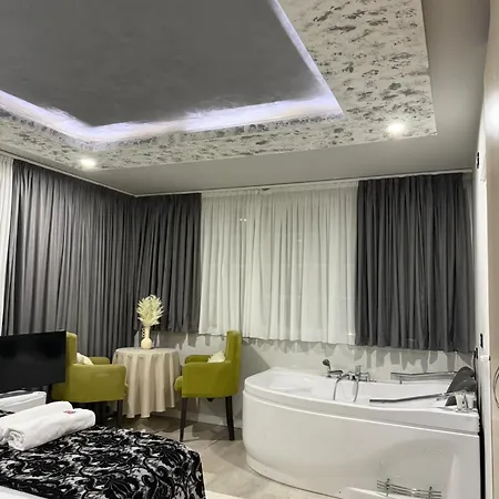 Hotel Fantazia Bahçallëk