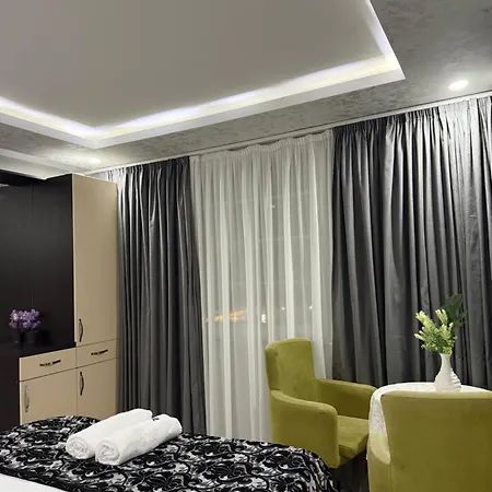Fantazia 4* Bahçallëk