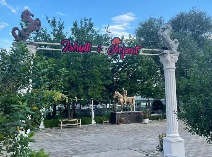 Отель Fantazia Bahcallek