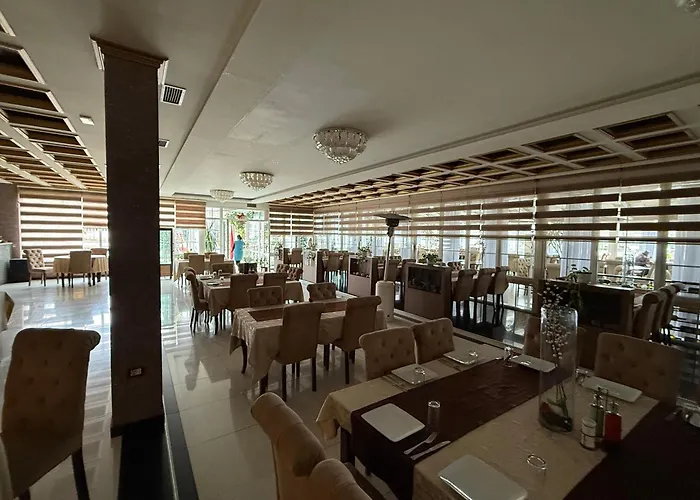 Отель Fantazia 4*